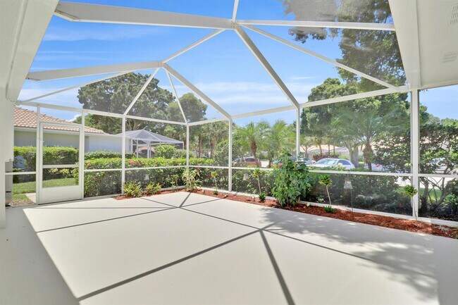 Foto del edificio - 11301 Myrtle Oak Ct