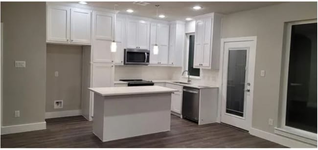 Building Photo - 2112 Shea Rd