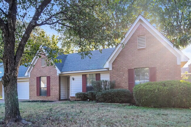 Building Photo - 3740 Schanna Dr