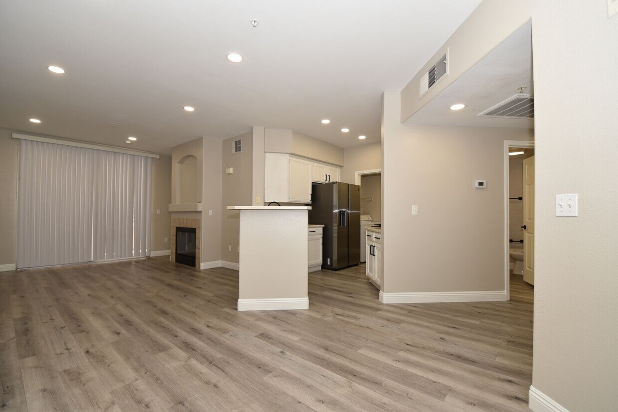 Foto principal - UPGRADED LOVELY 2 BED 2 BATH CONDO AT VISTANA