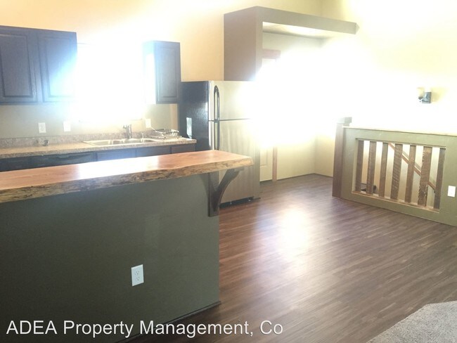 Foto del edificio - 4412 Deveraux Pl