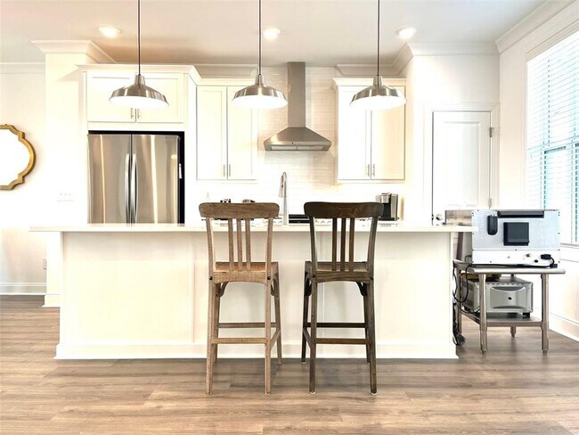 Building Photo - 3235 Bartee Walk