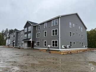 Building Photo - 251 Sladen St