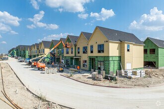 Building Photo - Crestview Heights