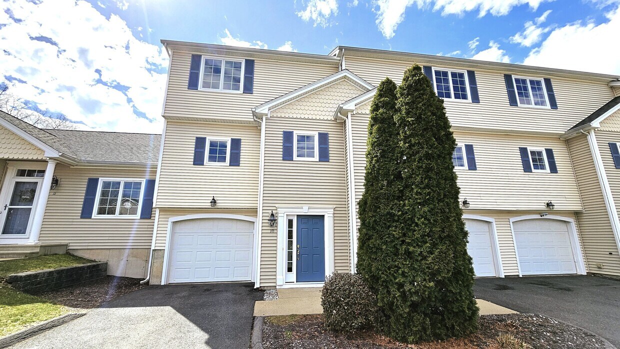 Primary Photo - 1158 Hartford Turnpike