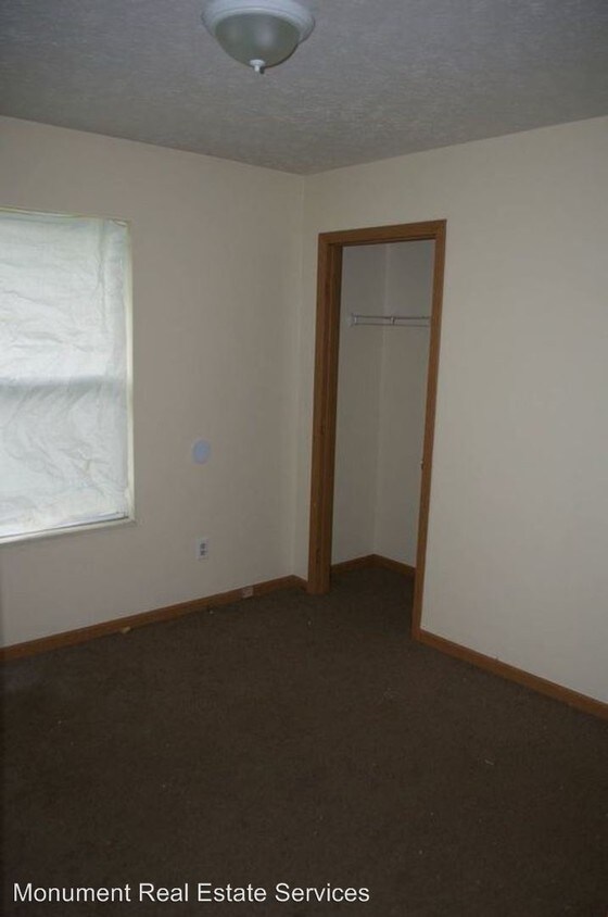 Building Photo - 3 br, 1.5 bath House - 11512 Gray Ave