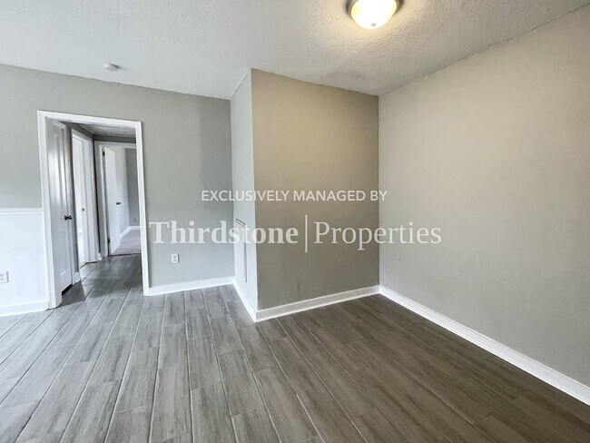 Foto del edificio - 2939 W 11th St