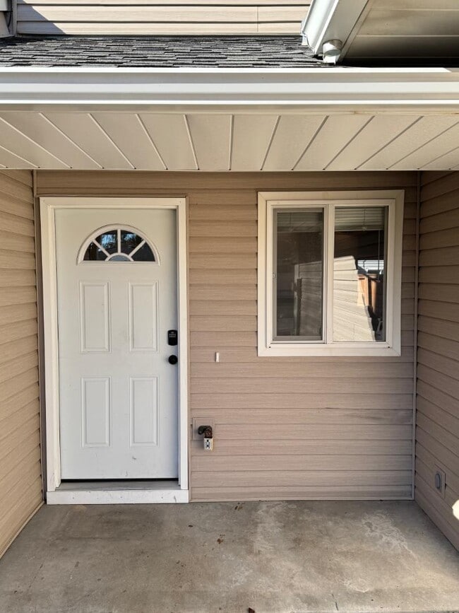 Foto del edificio - 5561 S Caper Pl