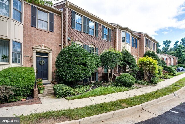 Foto del edificio - 6867 Williamsburg Pond Ct