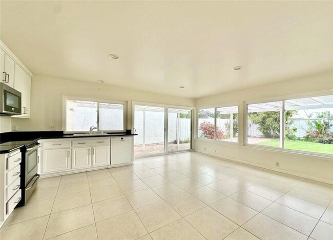 Building Photo - 4162 Fireside Cir