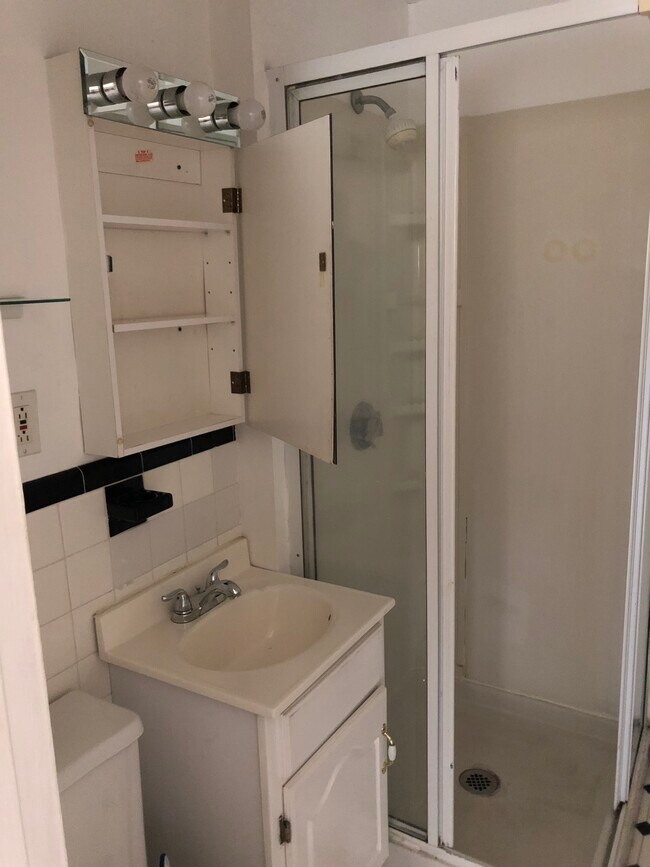 57 Farrington St Unit 57 Farrington, Quincy, MA 02170 Apartments in