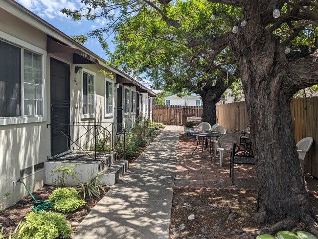 Rear courtyard - 4433 College Ave