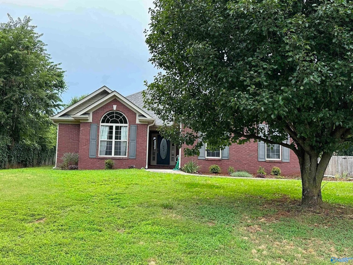 Primary Photo - 230 Bonaire Dr