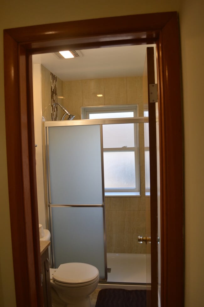 1st Bath - 4240 Oakton St