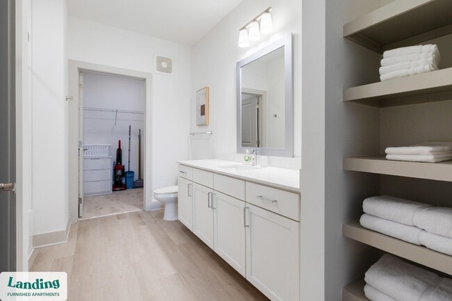 Building Photo - 158 Malachite Wy