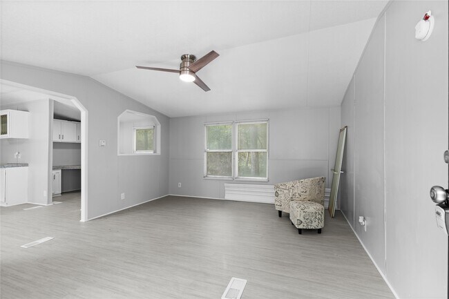 Foto del edificio - 184 Lions Cir