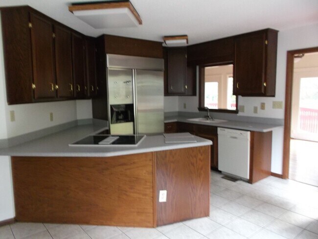 Foto del edificio - 3004 Stonehenge Ct