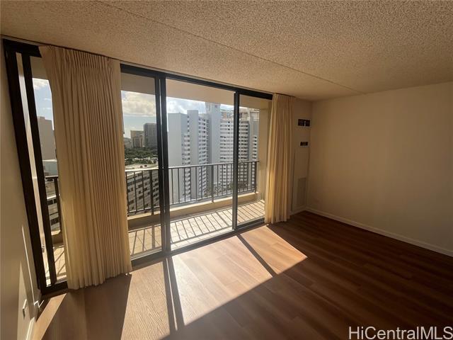 Foto del edificio - 411 Hobron Ln