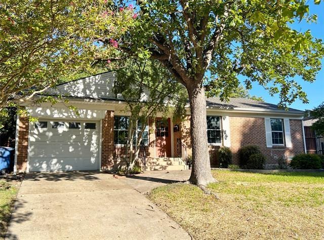 Building Photo - 10025 Newcombe Dr