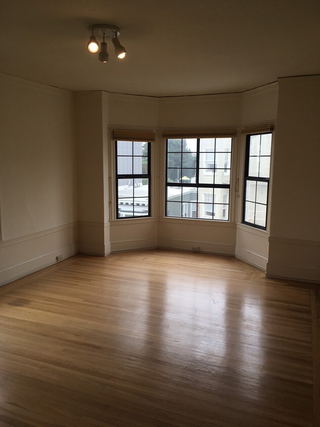 Main Room - 199 Dolores St