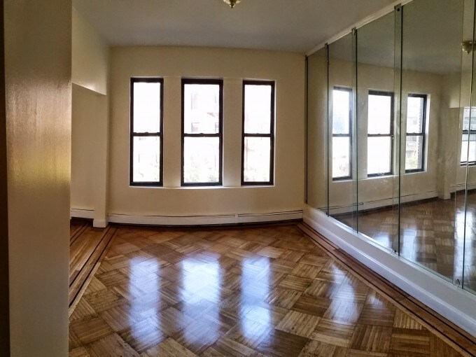 sala de estar - 2208 Ditmas Ave