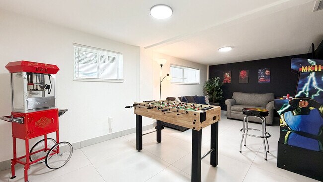 Foto del edificio - 1070 NW 193rd St