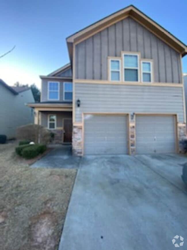 Best Luxury Orchard Grove Apartments for Rent Lawrenceville, GA 4