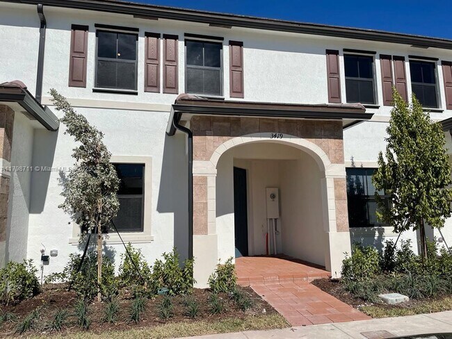 Foto del edificio - 3419 W 112th Ter