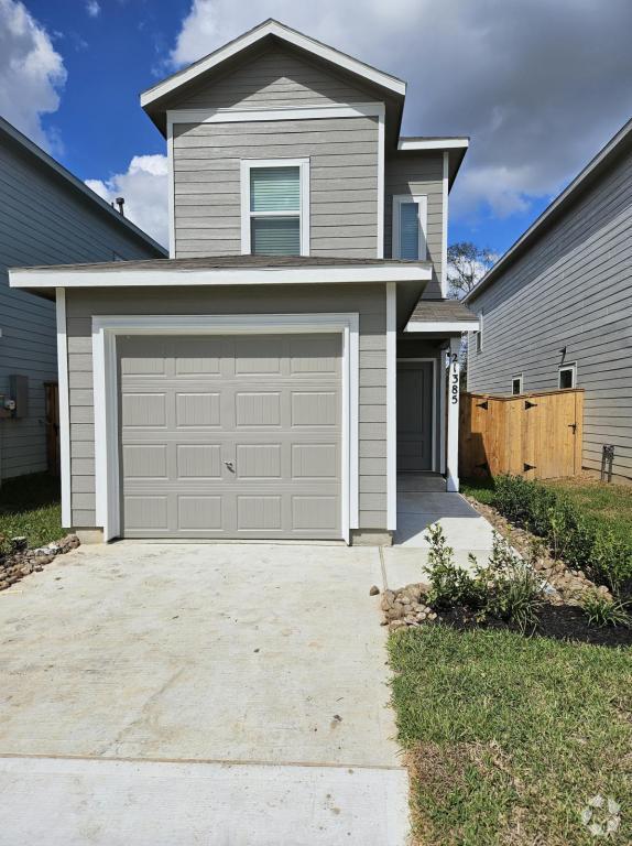 Building Photo - 21385 Carosella Dr