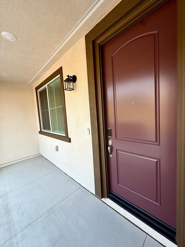 Foto del edificio - 4889 Merida Way