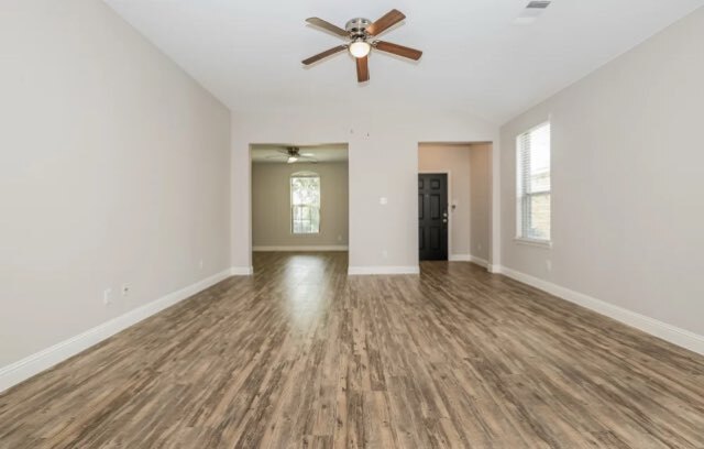 Foto del edificio - 1602 Erika Ln