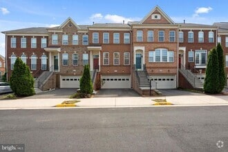 Building Photo - 22052 Dilworth Square