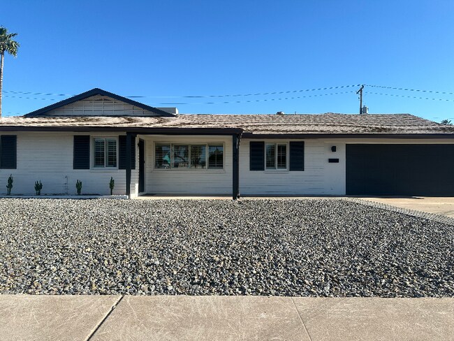 Photo - 8325 E Angus Dr House