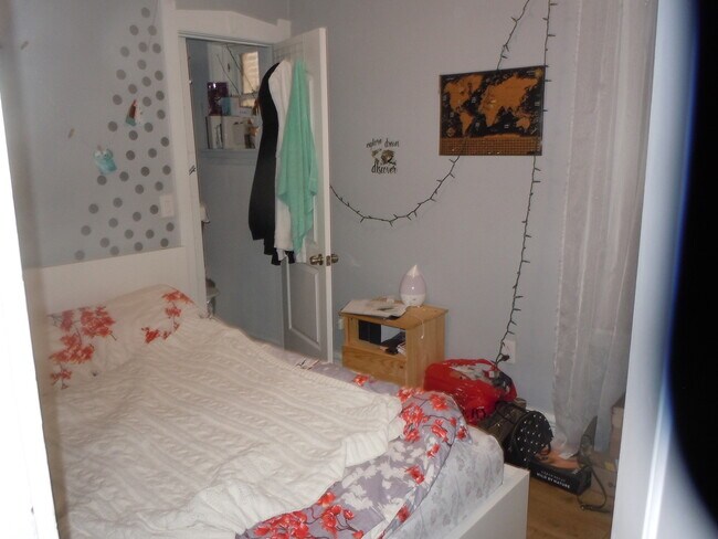 Foto del edificio - 3052 N Davlin Ct