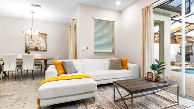 Foto del edificio - 4804 Lullaby Ln