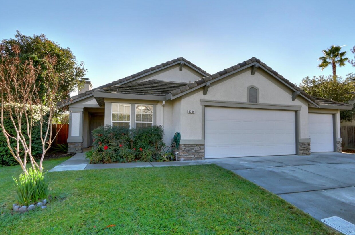 Mace Ranch Home House Rental in Davis, CA