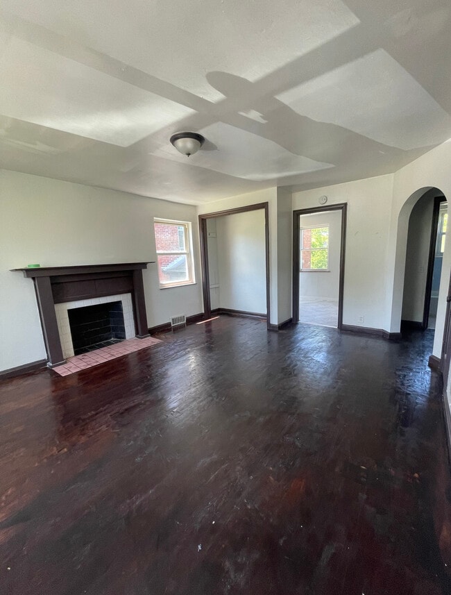 Building Photo - 735 Elberon Ave