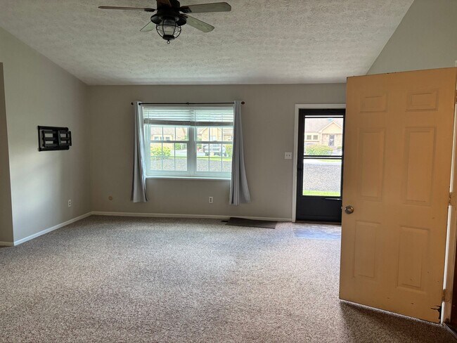 Building Photo - 7603 Paragon Commons Cir