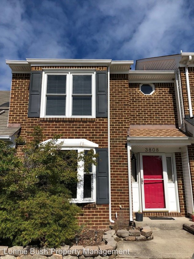 Primary Photo - 3 br, 2.5 bath House - 3808 White Chapel Arch