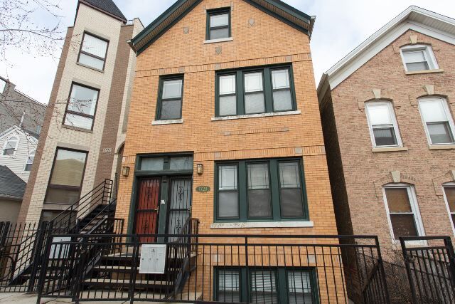 Primary Photo - 1720 W North Ave