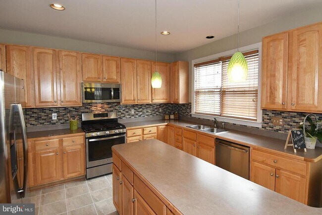 Building Photo - 4281 Kearney Ln