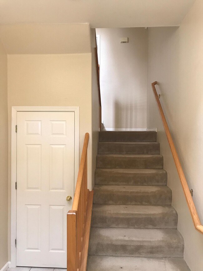 Entrance/Shoe Closet - 32 Windcrest Ln