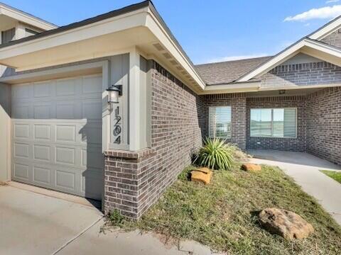 Foto principal - 1204 N 7th St
