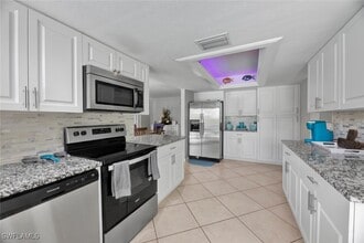 Building Photo - 3055 Round Table Ct