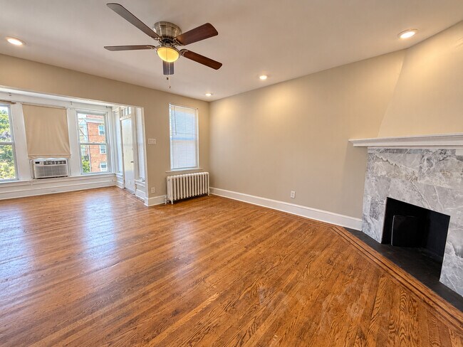 Building Photo - 2112 N 57th St