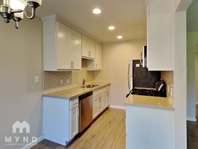 Foto del edificio - 2336 Villanova Cir