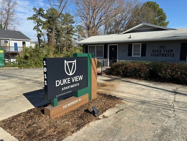Building Photo - Duke View Apartments