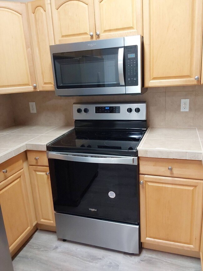 Foto del edificio - 9 Pony Express Dr