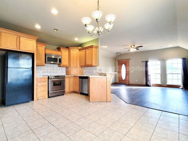 Foto del edificio - 4701 Castle Bay Cove