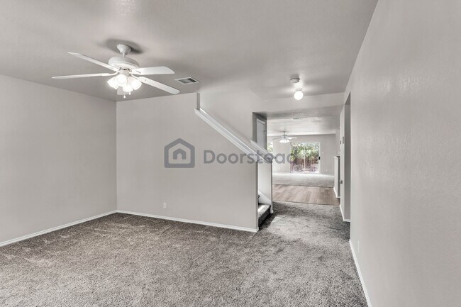 Foto del edificio - 7639 Mesquite Farm